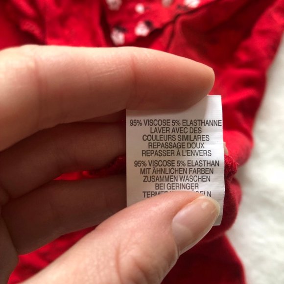 PrettyLittleThing Red Floral Tie Front Dress - Picture 14 of 14